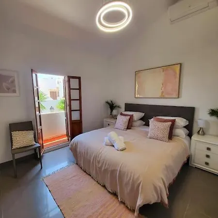 Daire Chic Townhouse By The Sea @ Villacana Playa! Estepona