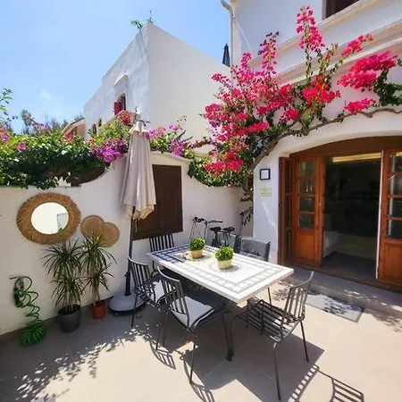Daire Chic Townhouse By The Sea @ Villacana Playa! *