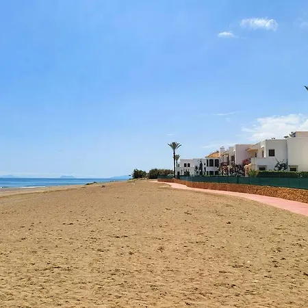 Daire Chic Townhouse By The Sea @ Villacana Playa! *
