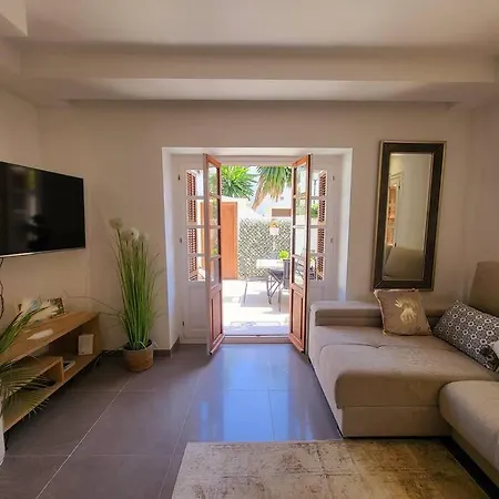 Chic Townhouse By The Sea @ Villacana Playa! Daire *